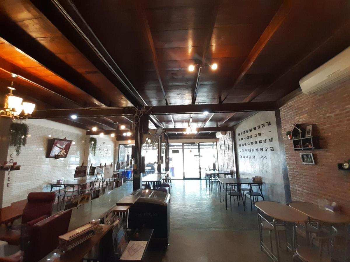 Resting Place Hostel Mueang Kao Exterior photo